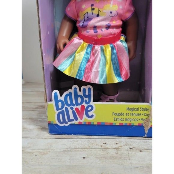 Baby Alive Magical Styles Baby Doll, Brown Hair, 9 Dress Up Accessories NEW 3+ - Picture 4 of 8